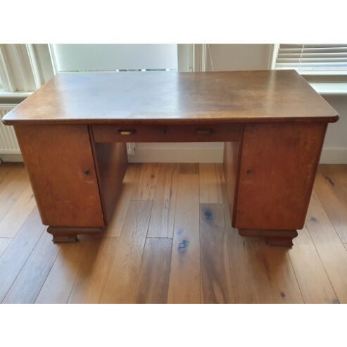 Vintage Bureau 1950s vintage of tweedehands